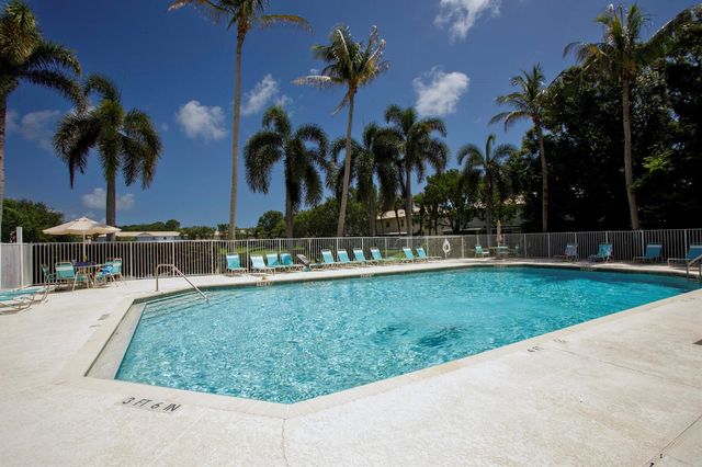 262 Timberwalk Trail, Jupiter, FL 33458