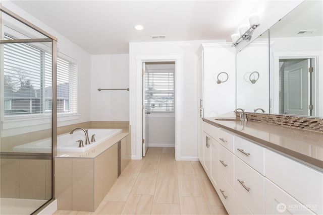 27432 14th Place S, Des Moines, WA 98198