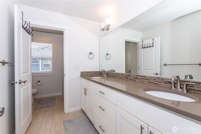 27432 14th Place S, Des Moines, WA 98198