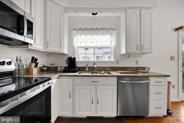 9219 LORTON VALLEY RD, Lorton, VA 22079