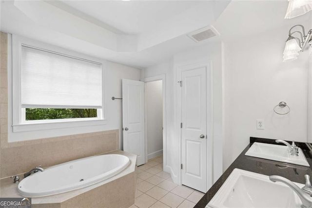 1380 Parkview Lane NE, Atlanta, GA 30324