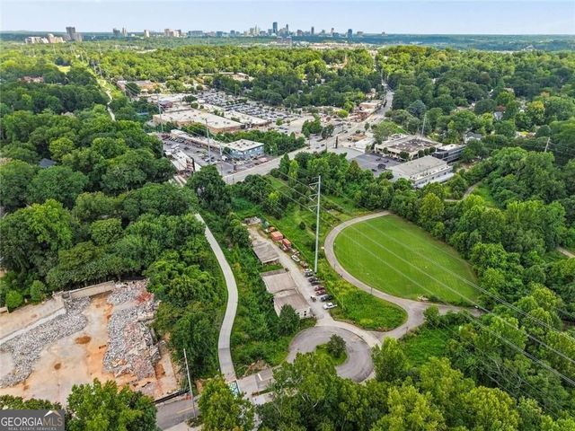 1380 Parkview Lane NE, Atlanta, GA 30324
