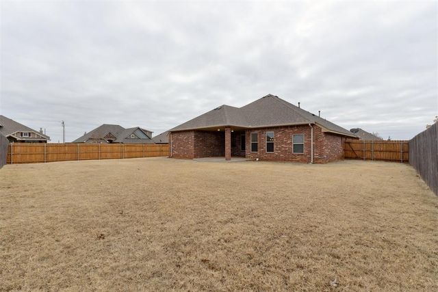4405 SE 37th Circle, Norman, OK 73071