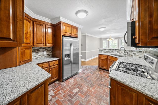 151 Rose Dr, Dover, TN 37058