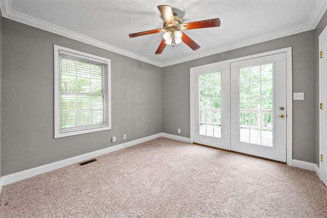 151 Rose Dr, Dover, TN 37058