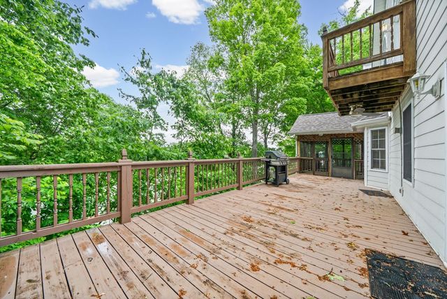 151 Rose Dr, Dover, TN 37058