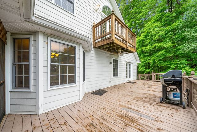 151 Rose Dr, Dover, TN 37058