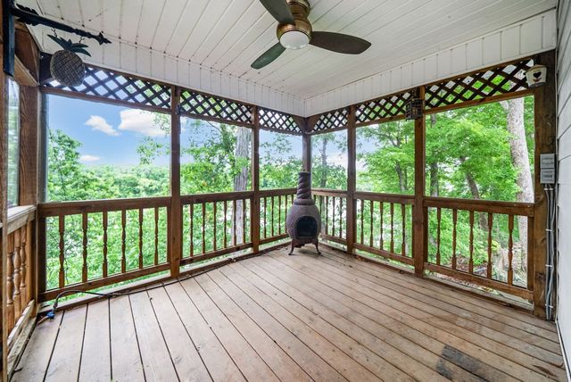 151 Rose Dr, Dover, TN 37058