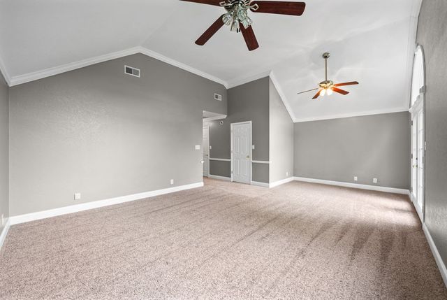 151 Rose Dr, Dover, TN 37058