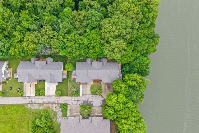151 Rose Dr, Dover, TN 37058