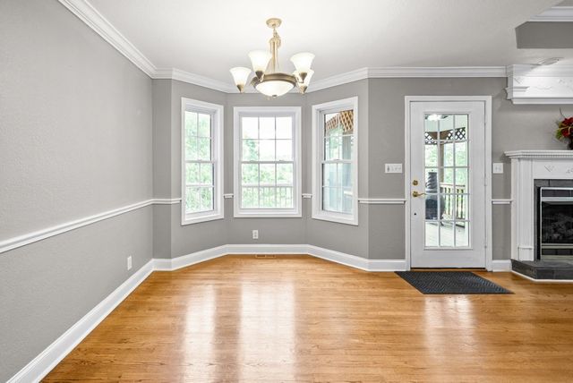 151 Rose Dr, Dover, TN 37058