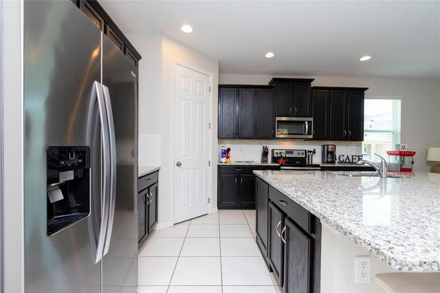 9039 PELICAN COVE TRACE, Kissimmee, FL 34747