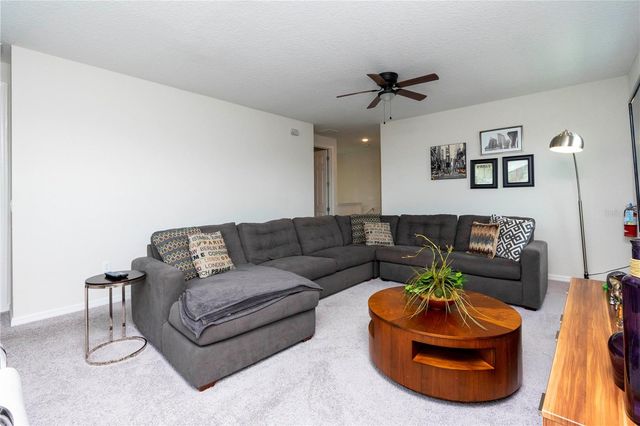 9039 PELICAN COVE TRACE, Kissimmee, FL 34747