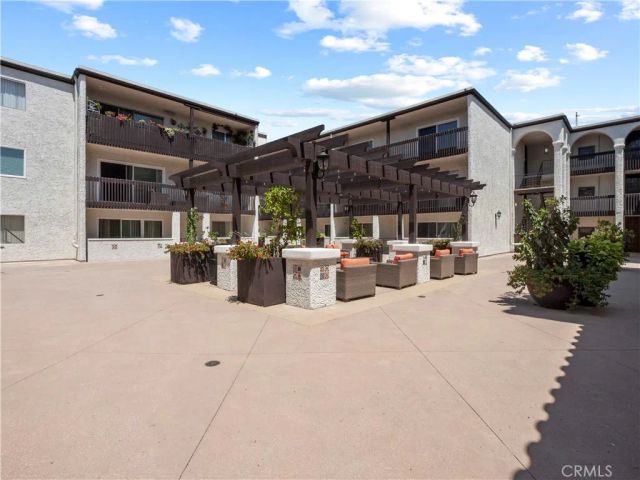 5334 Lindley Avenue 219, Encino, CA 91316