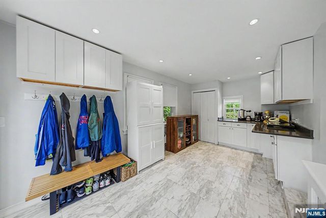 109 Windsor Road, Tenafly, NJ 07670
