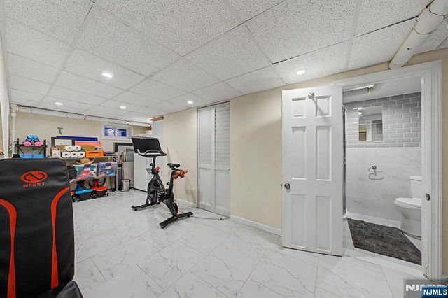 109 Windsor Road, Tenafly, NJ 07670