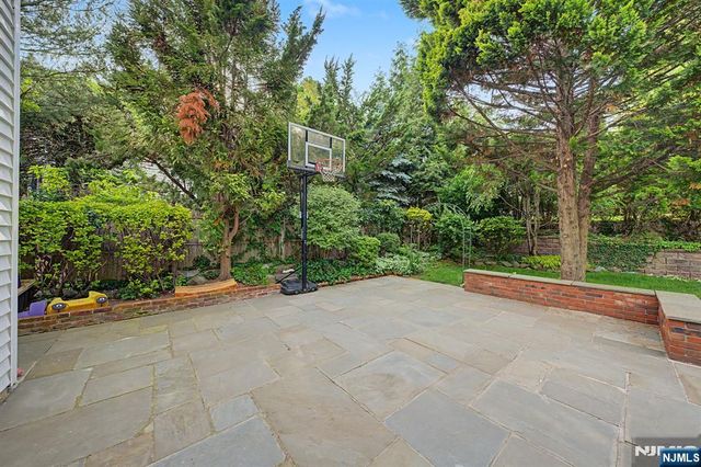 109 Windsor Road, Tenafly, NJ 07670