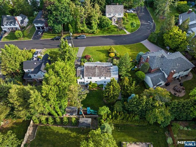 109 Windsor Road, Tenafly, NJ 07670