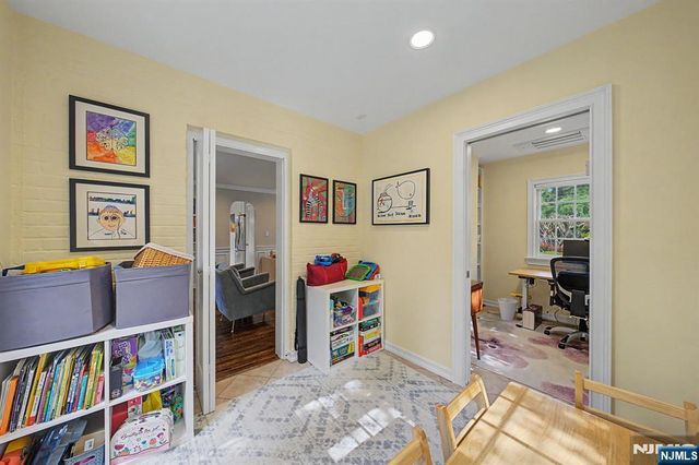 109 Windsor Road, Tenafly, NJ 07670