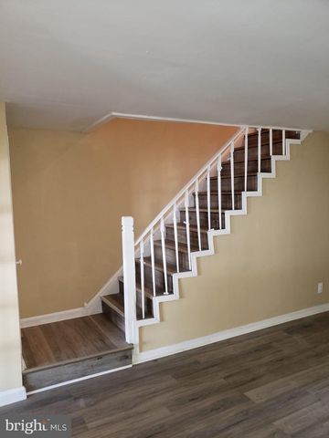 208 MARKS AVE, Darby, PA 19023