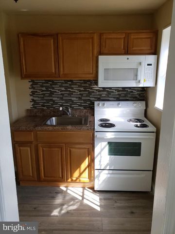 208 MARKS AVE, Darby, PA 19023