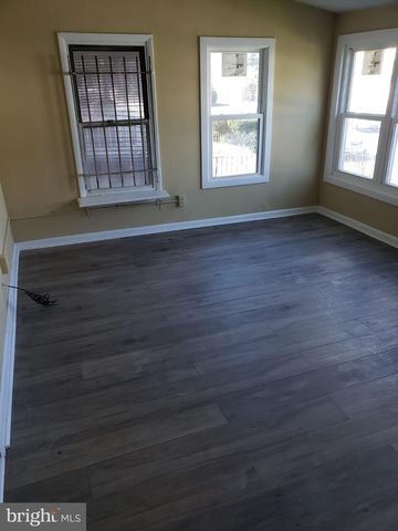 208 MARKS AVE, Darby, PA 19023