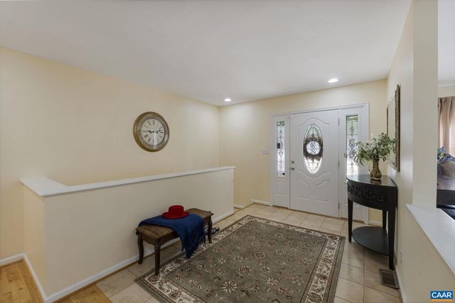 474 LAKE RD, Troy, VA 22974