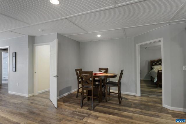 474 LAKE RD, Troy, VA 22974