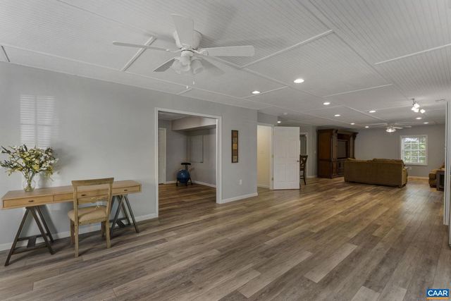 474 LAKE RD, Troy, VA 22974