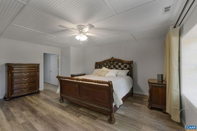 474 LAKE RD, Troy, VA 22974