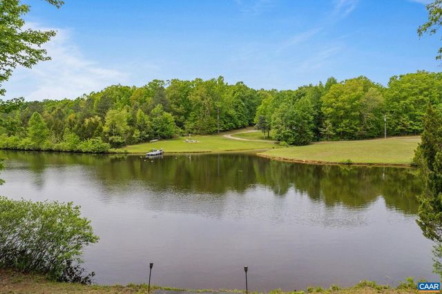 474 LAKE RD, Troy, VA 22974