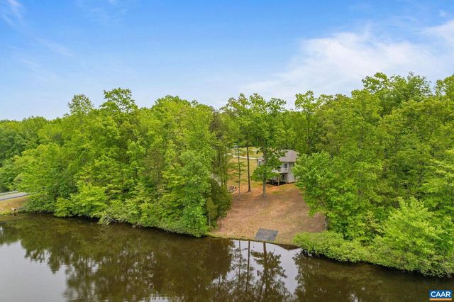 474 LAKE RD, Troy, VA 22974