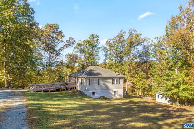 474 LAKE RD, Troy, VA 22974