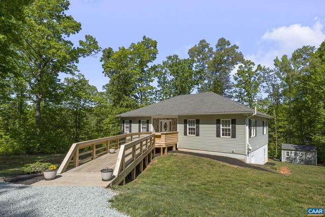 474 LAKE RD, Troy, VA 22974