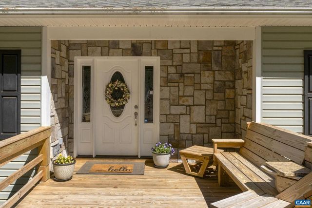 474 LAKE RD, Troy, VA 22974