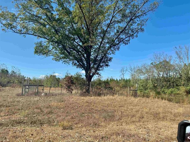 987 Walker Road, Amity, AR 71921