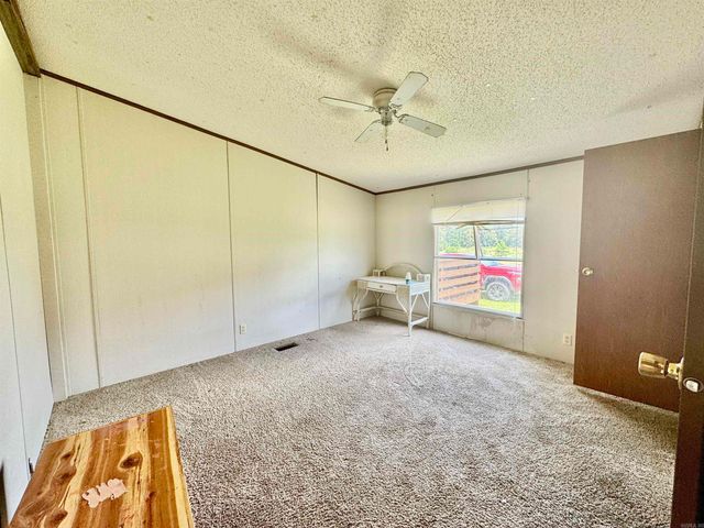 987 Walker Road, Amity, AR 71921