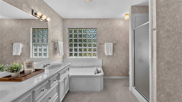 2011 Wickersham Drive, Huntsville, TX 77340