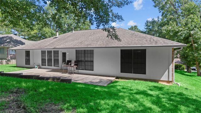 2011 Wickersham Drive, Huntsville, TX 77340