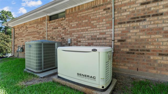 2011 Wickersham Drive, Huntsville, TX 77340