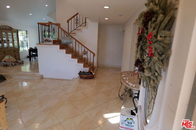 2241 Flintridge Drive, Glendale, CA 91206