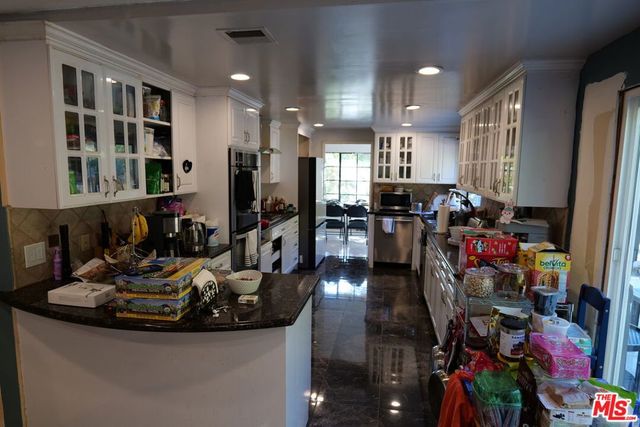 2241 Flintridge Drive, Glendale, CA 91206