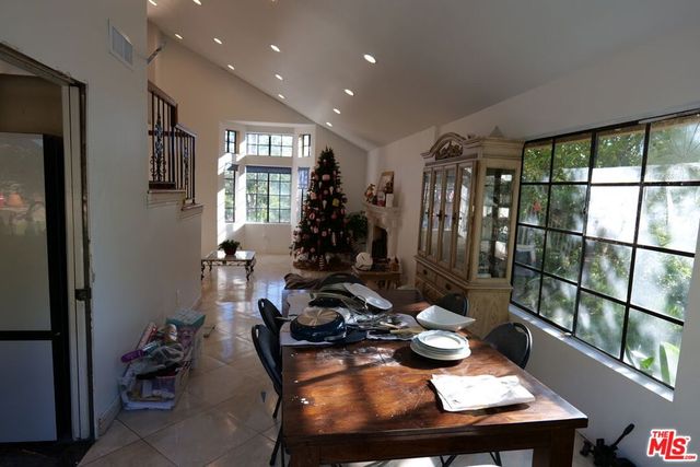 2241 Flintridge Drive, Glendale, CA 91206