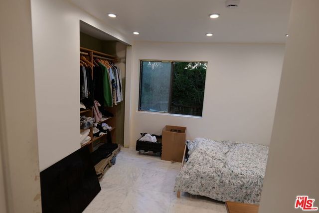 2241 Flintridge Drive, Glendale, CA 91206