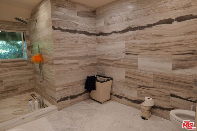 2241 Flintridge Drive, Glendale, CA 91206