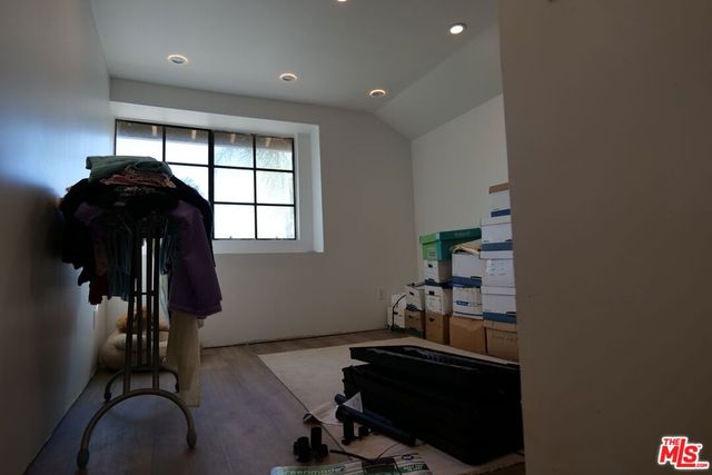 2241 Flintridge Drive, Glendale, CA 91206