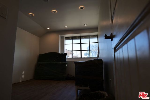 2241 Flintridge Drive, Glendale, CA 91206