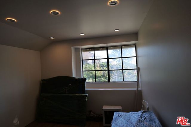 2241 Flintridge Drive, Glendale, CA 91206