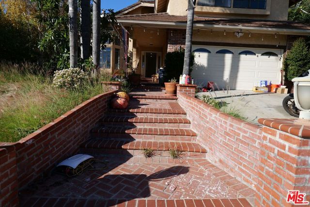 2241 Flintridge Drive, Glendale, CA 91206