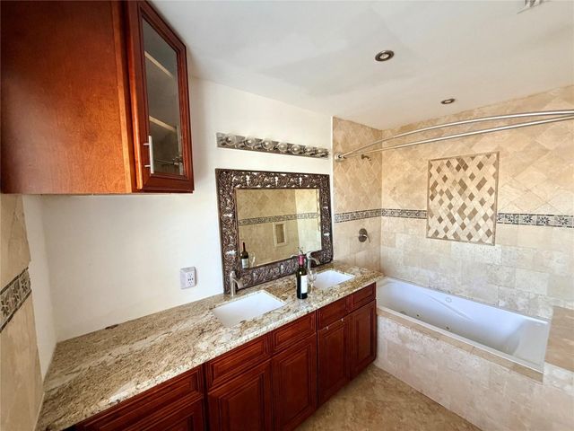 5171 NW 87th Terrace, Lauderhill, FL 33351